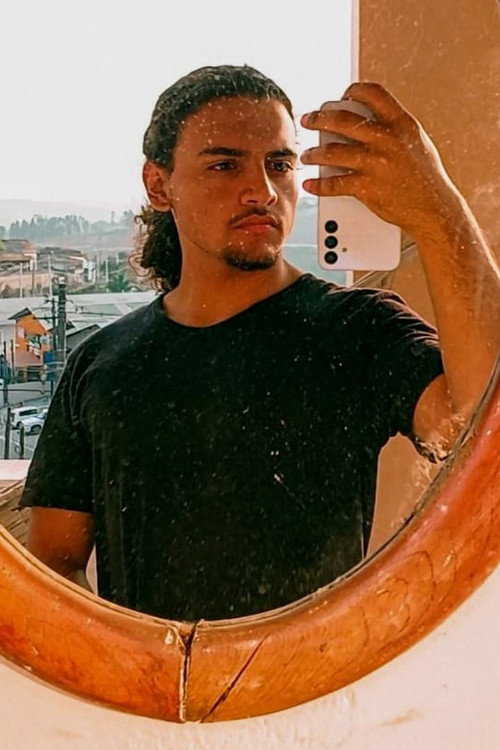 Photo of nicolas Fernandes, Acting