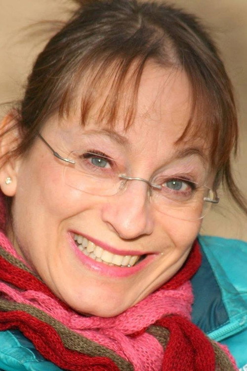 Photo of Geneviève Gil, Acting