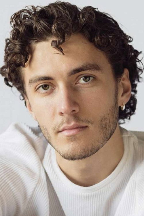 Viktor Hjelmsø profile