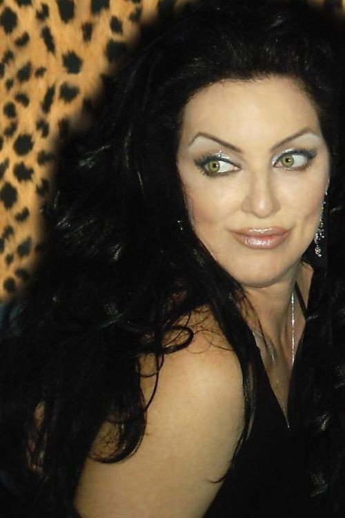 Photo of Linda Holdahl, Acting