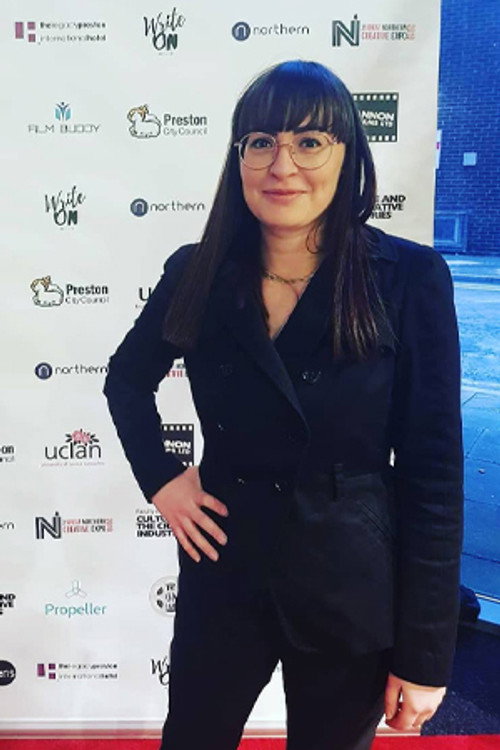 Photo of Naomi Stromire, Acting