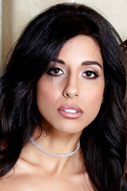 Photo of Idelsy Love, Acting