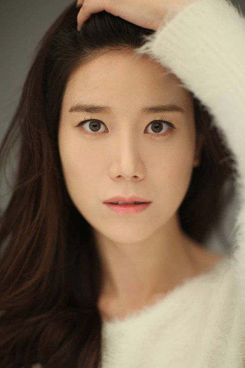 Photo of Jo Ah-ra, Acting