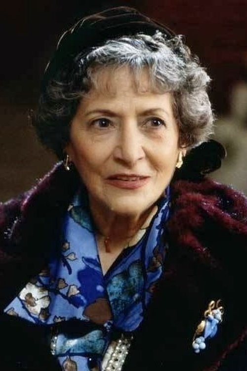 María Elena Flores profile