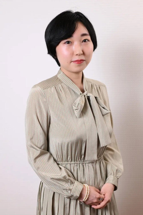 Photo of Ruri Hyodo, Writing