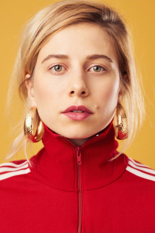 Photo of Victoria Ratermanis, Acting