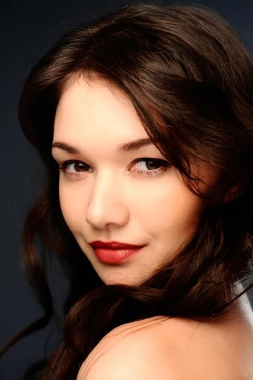Photo of Dominika Van Santen, Acting