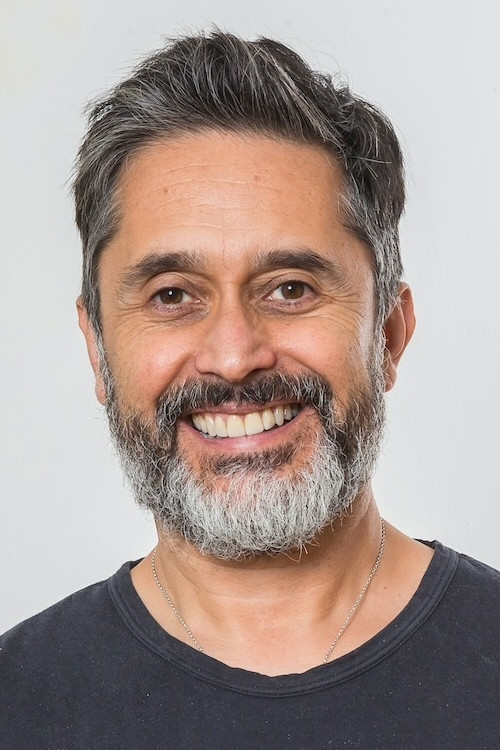 Photo of Julio Rojas, Writing