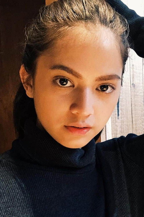 Photo of Maudy Effrosina, Acting