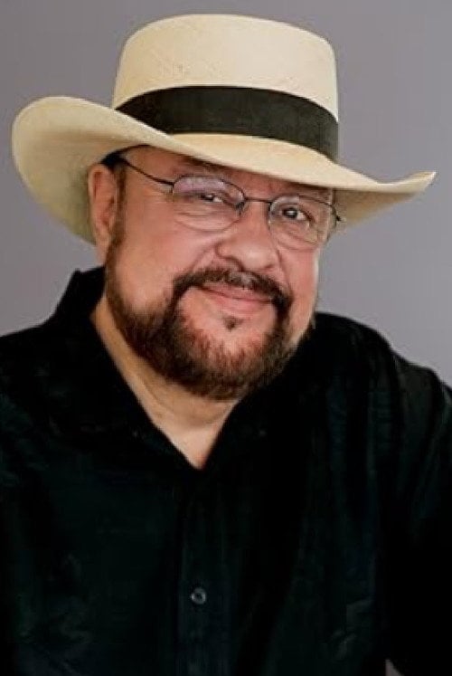 Photo of Robert Alaniz, Directing