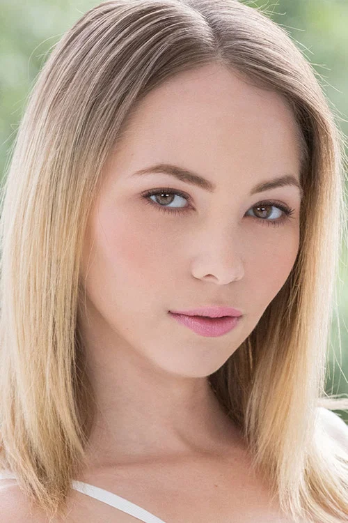 Photo of Angel Smalls, Acting