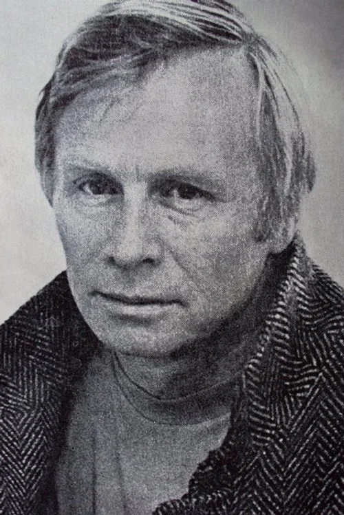 Photo of Vladlen Dozortsev, Writing