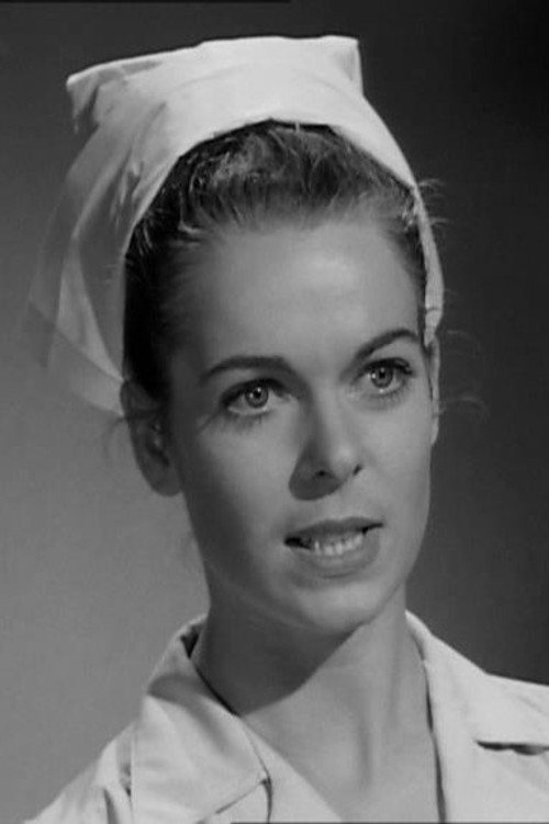 Photo of Sarah Brackett, Acting