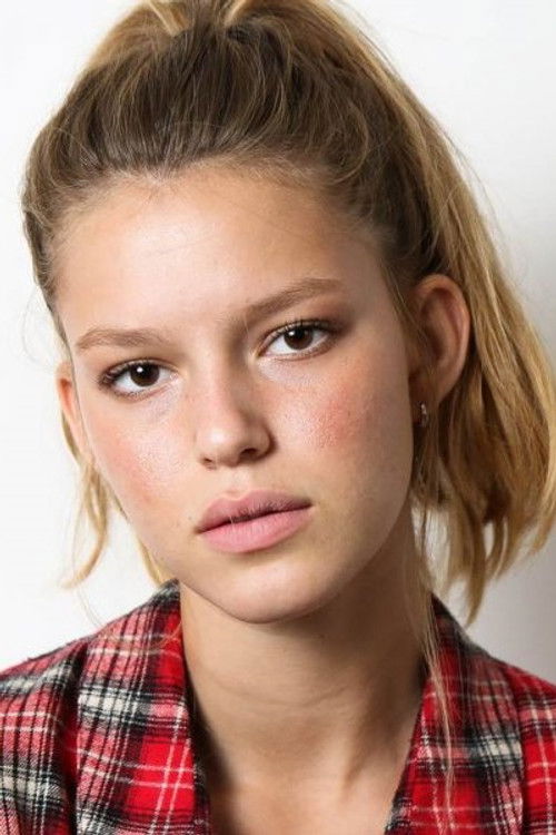 Naya Bienstock profile