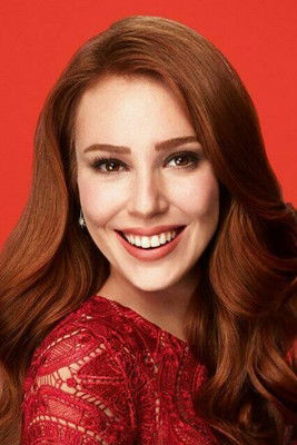 Elçin Sangu profile