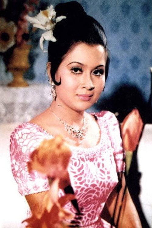 Photo of Petchara Chaowarat, Acting