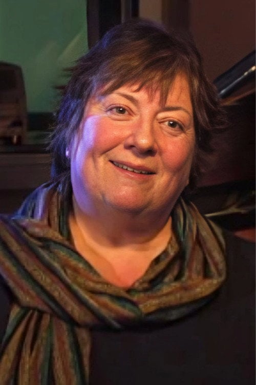 Photo of Laura Phillips, Writing