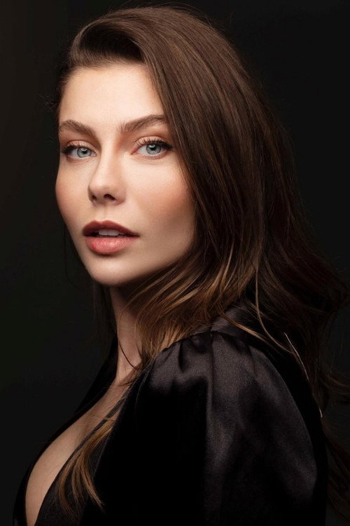 Photo of Aylin Veziroğlu, Acting
