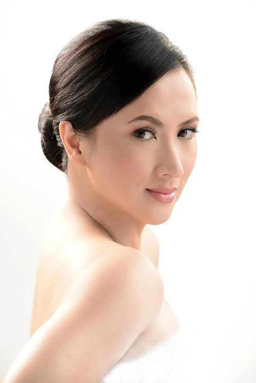 Photo of Ayen Munji-Laurel, Acting