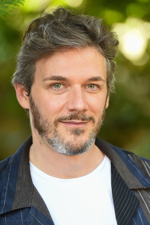 Samuel Theis profile