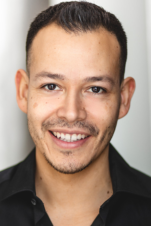 Photo of Alex Cruz, Acting
