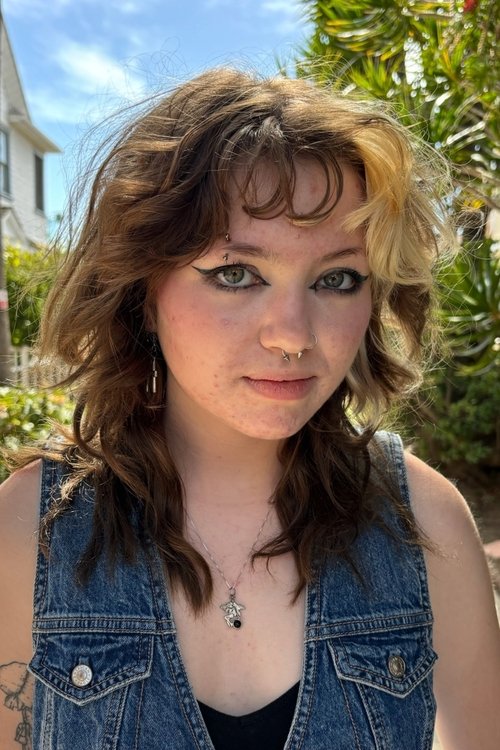 Claire Geare profile