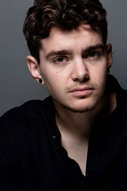 Elliot Fletcher profile