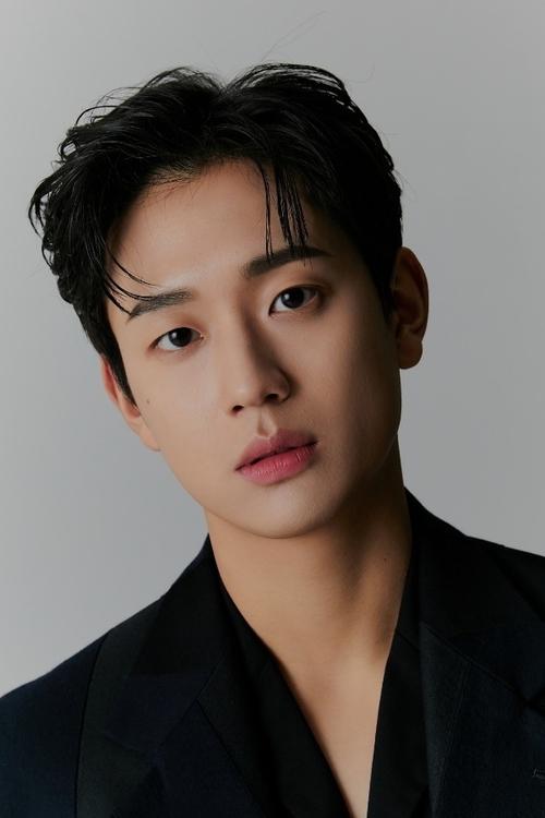 Shin Hyeon-seung profile