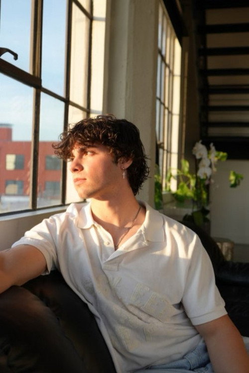 Photo of Noah Andre, Acting