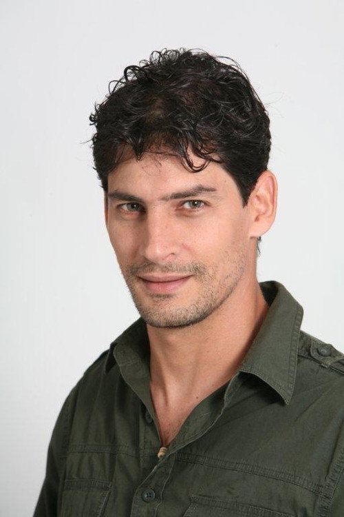 Photo of Adrián Mas, Acting