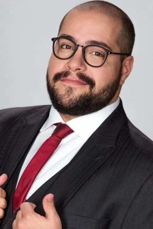 Tiago Abravanel profile