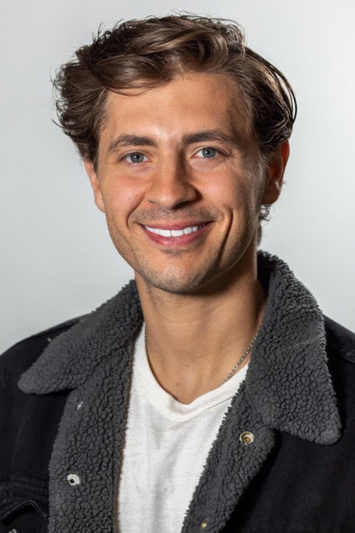 Photo of Gonzalo Zulueta, Acting