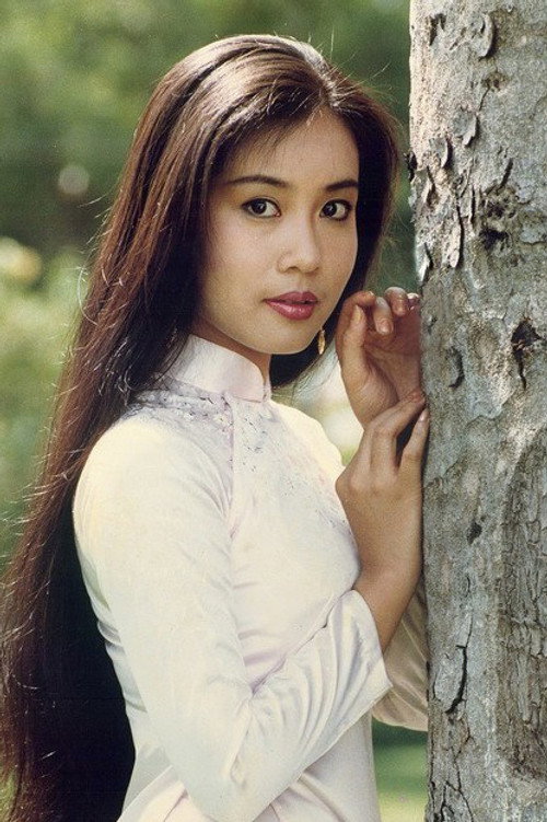 Photo of Tuyết Ngân, Acting