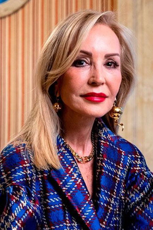 Carmen Lomana profile