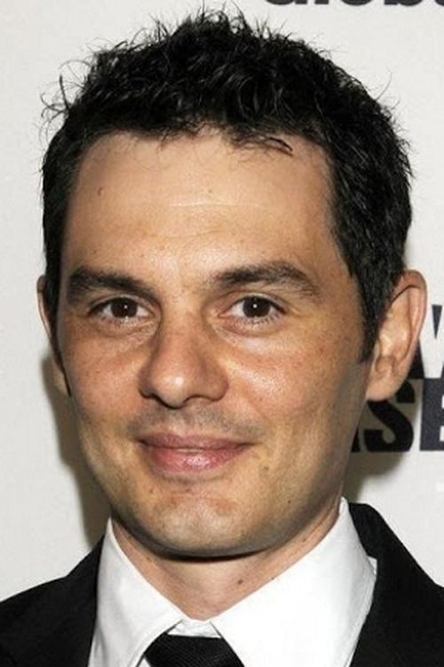 Fred Ewanuick profile