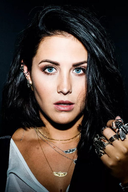 Photo of Molly Sandén, Sound