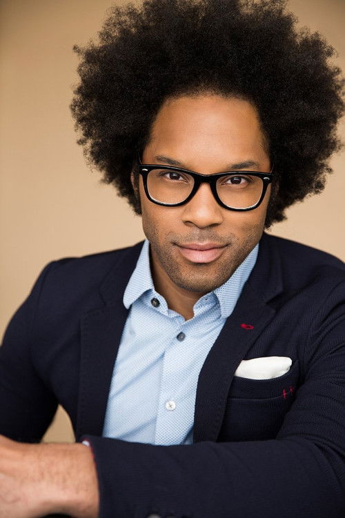 Photo of Johnathan Fernandez, Acting