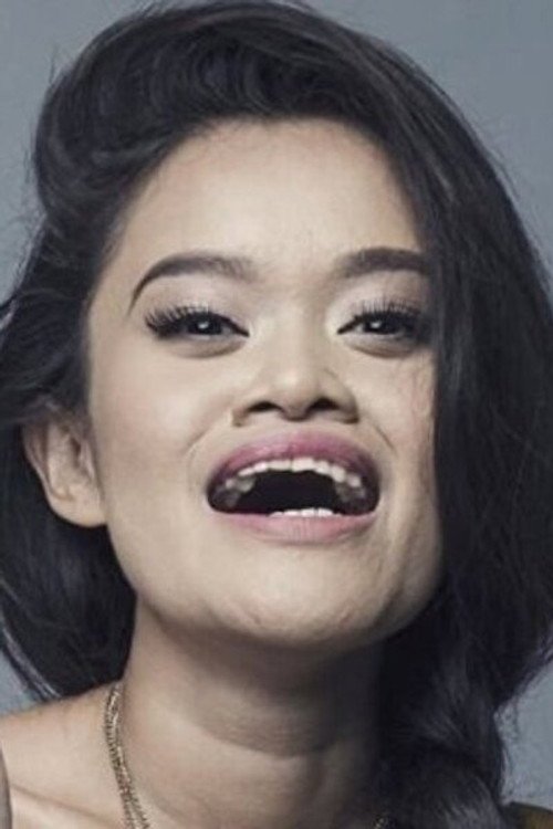 Divine Aucina profile