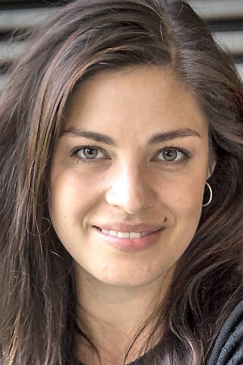 Natalie Madueño profile