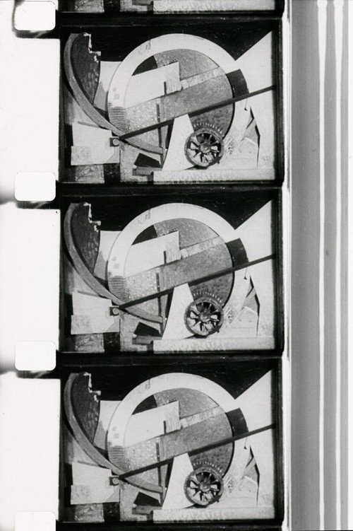 Movie poster for La Clef de L'horloge (Poème cinémathographique en l’honneur de Kurt Schwitters) (1958)