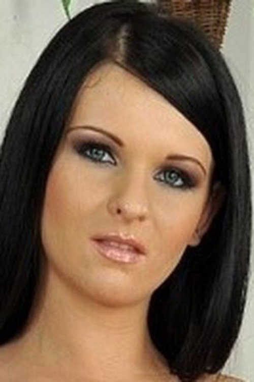 Photo of Jazmin Luna Gold, Acting