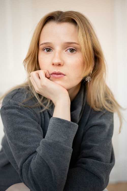 Photo of Roxane Lavoie, Acting
