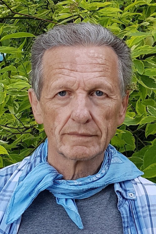 Photo of Roar Skolmen, Writing