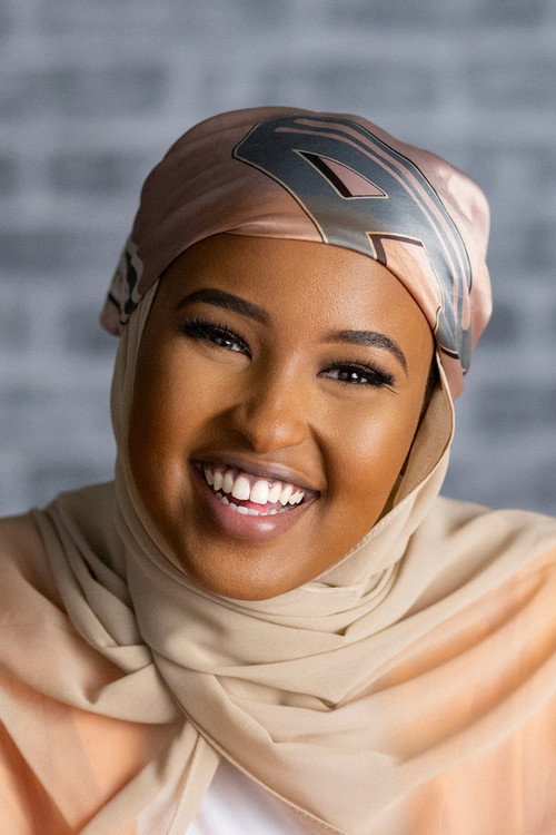 Muna Abdulahi profile