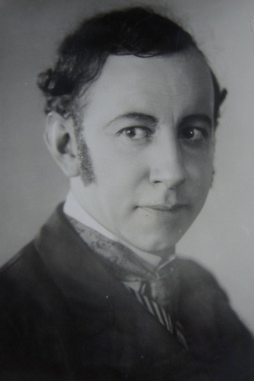 Photo of Alex Allin, Acting