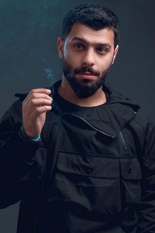 Mustafa dakhil profile