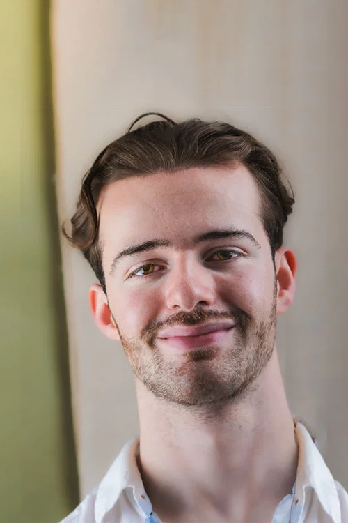 Photo of Oliver Penna, Camera