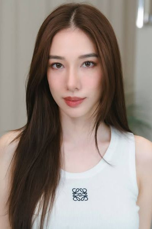 Pathsitar Phengkong profile