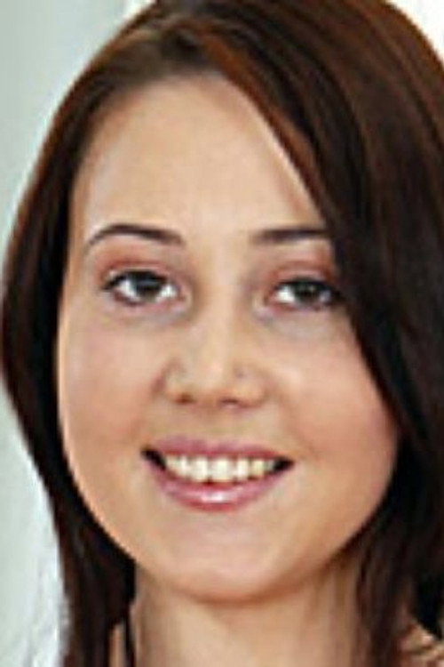 Photo of Alice M, Acting