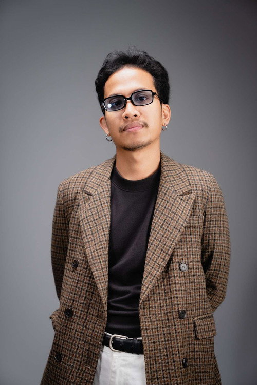 Photo of Attakorn Wattanakool, Writing
